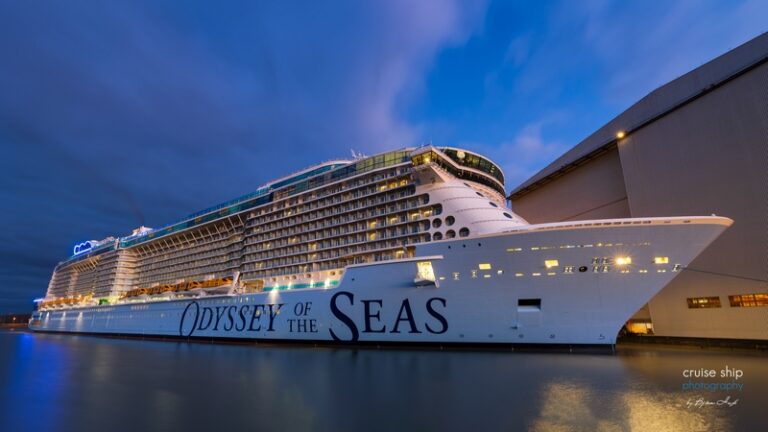 Odyssey_of_the_Seas-3